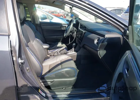 2018 Toyota Corolla Se из США, поврежденный, VIN 5YFBURHE3JP750520